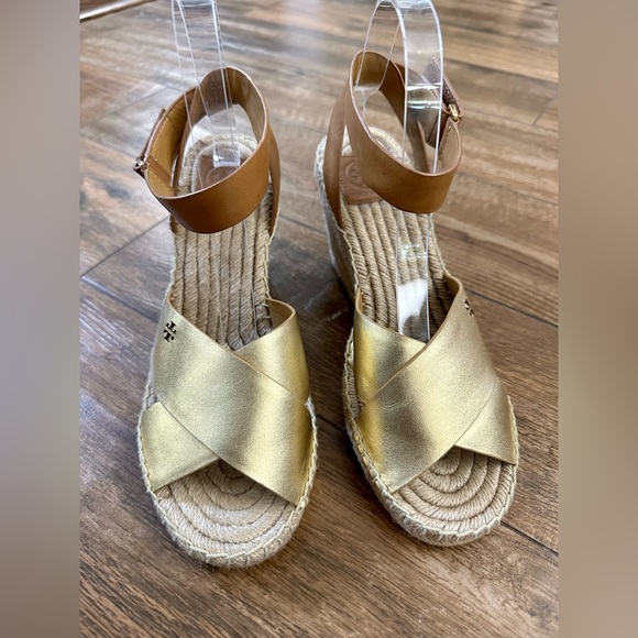 Tory Burch Bima Wedge Sandal Gold/Tan 9, Tory Burch Gold Espadrilles 9 - Picture 6 of 15
